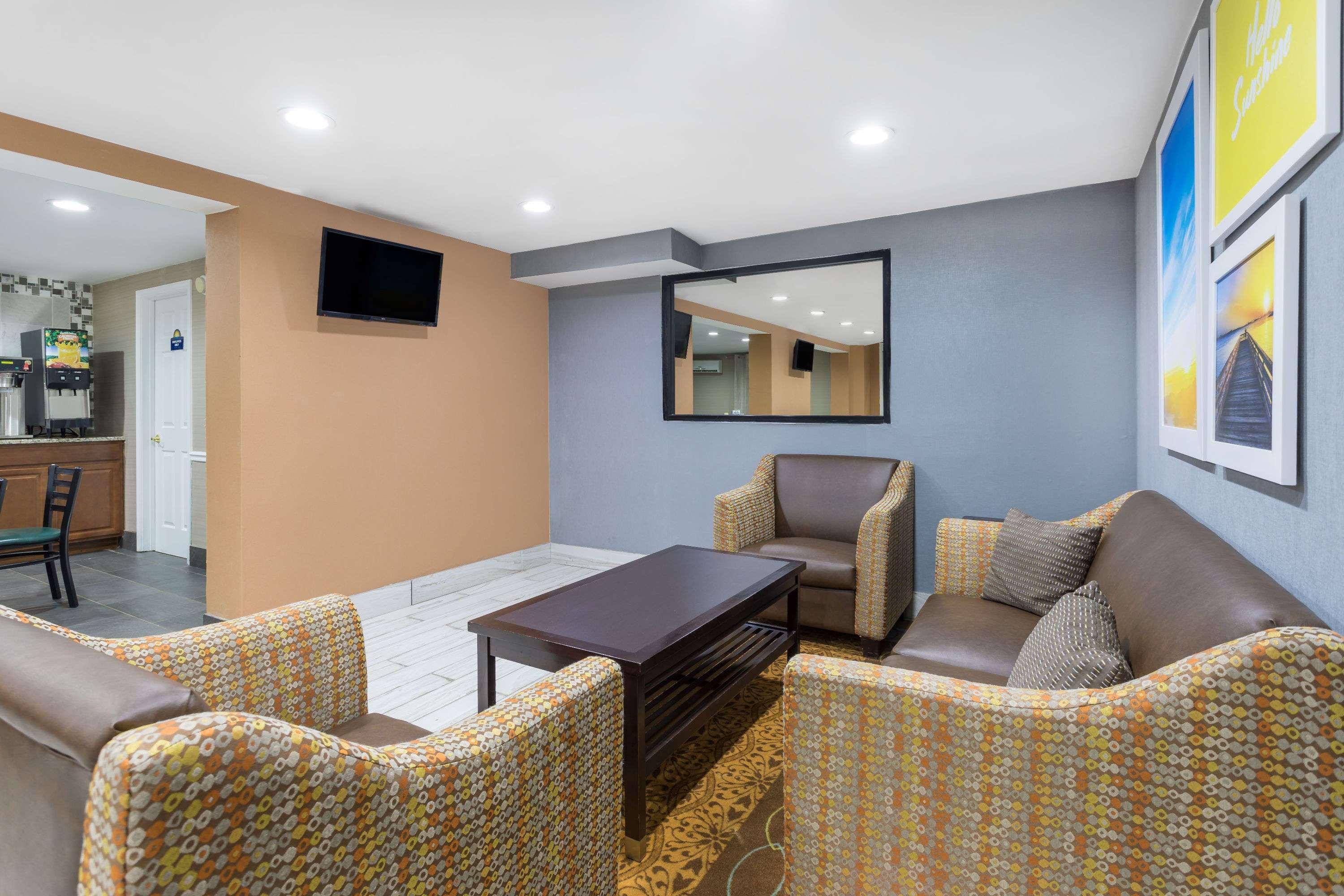 Days Inn By Wyndham Newberry South Carolina Exterior foto